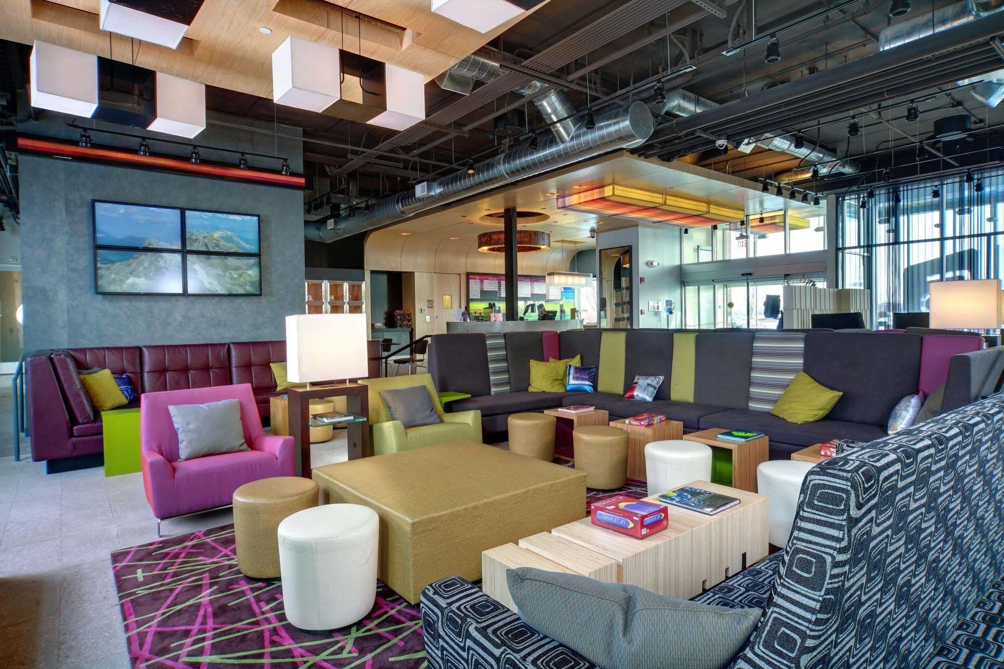 Aloft Bolingbrook